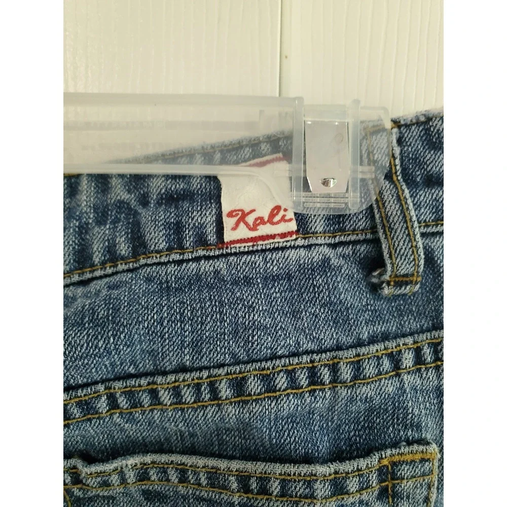 Kali Denim Distressed Mini Skirt Medium Wash Frayed‎ Hem Y2K Size 9